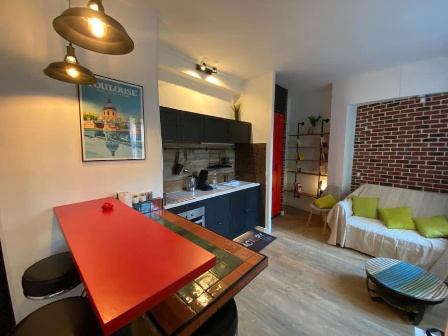 Le Nid D'Orient Entre Matabiau Et Capitole Parking Apartment Toulouse Bagian luar foto
